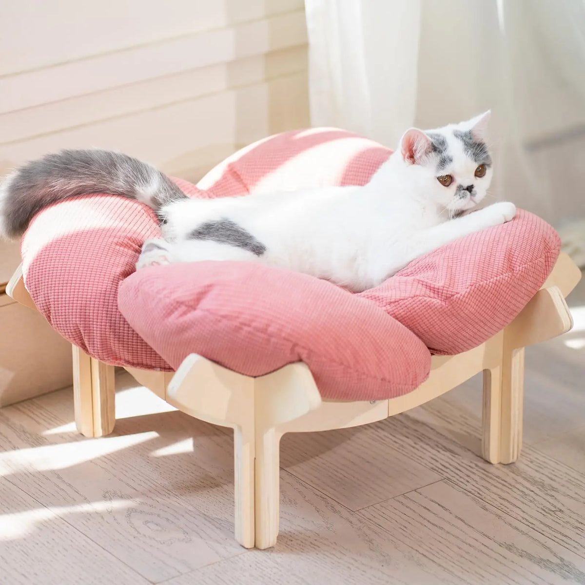 Elevated Wooden Cat Bed With Fluffy Cushion And Pet Lounge